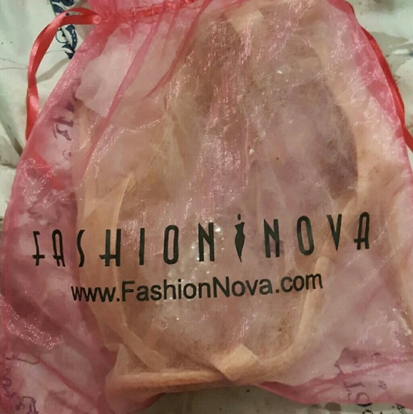 Heels - Picture 5 of 5